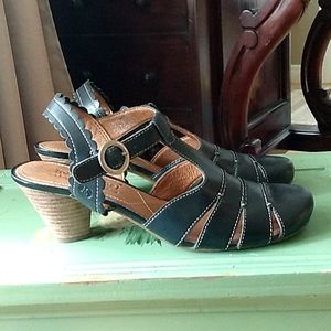 Josef Seibel leather sandals size 40